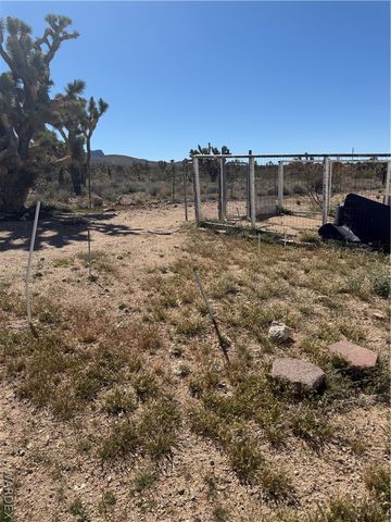 18516 N Squaw Drive, Dolan Springs, AZ 86441