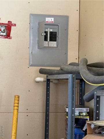 18516 N Squaw Drive, Dolan Springs, AZ 86441