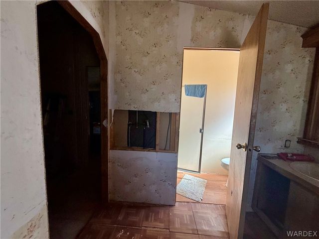 18516 N Squaw Drive, Dolan Springs, AZ 86441