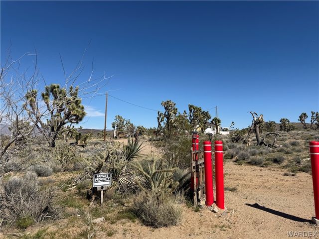 18516 N Squaw Drive, Dolan Springs, AZ 86441