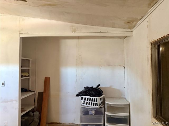 18516 N Squaw Drive, Dolan Springs, AZ 86441