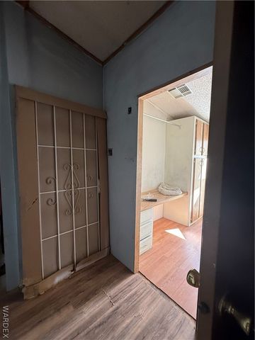 18516 N Squaw Drive, Dolan Springs, AZ 86441