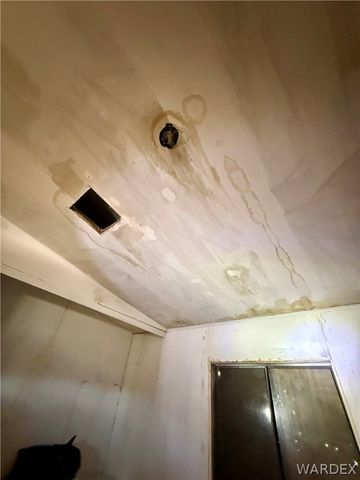 18516 N Squaw Drive, Dolan Springs, AZ 86441