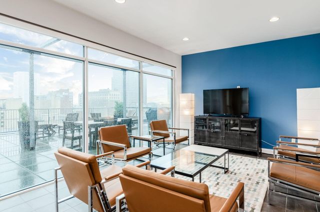 100 E Gay Street, 501, Columbus, OH 43215
