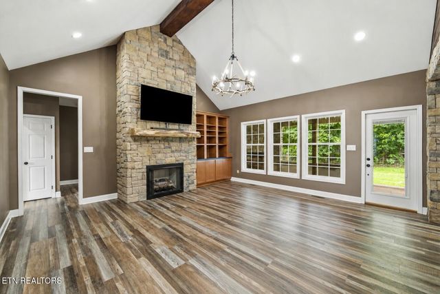 2728 Sweetwater Vonore Rd, Sweetwater, TN 37874