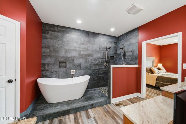 2728 Sweetwater Vonore Rd, Sweetwater, TN 37874
