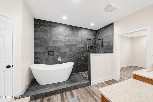 2728 Sweetwater Vonore Rd, Sweetwater, TN 37874
