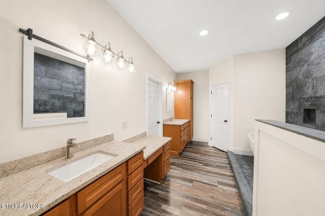 2728 Sweetwater Vonore Rd, Sweetwater, TN 37874
