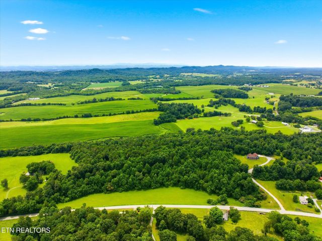 2728 Sweetwater Vonore Rd, Sweetwater, TN 37874