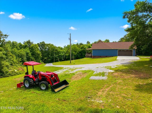 2728 Sweetwater Vonore Rd, Sweetwater, TN 37874
