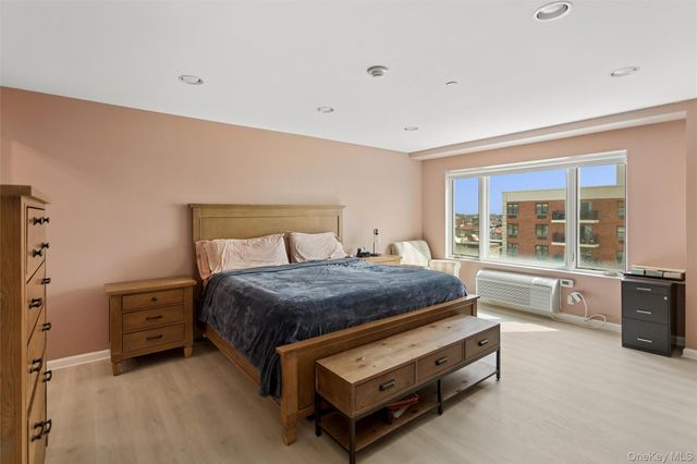 260 W Broadway 7A, Long Beach, NY 11561