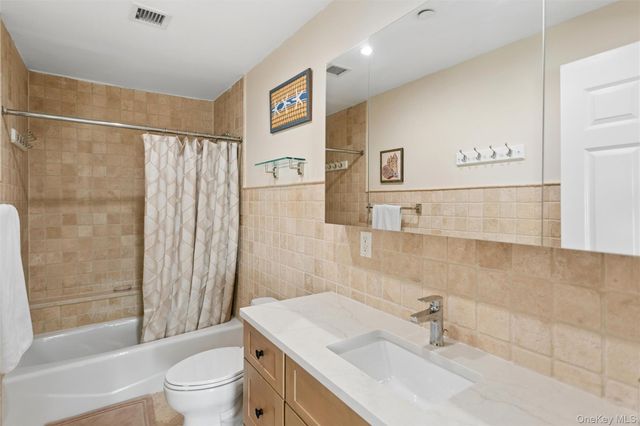 260 W Broadway 7A, Long Beach, NY 11561