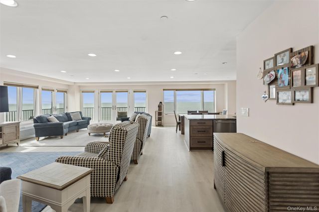 260 W Broadway 7A, Long Beach, NY 11561