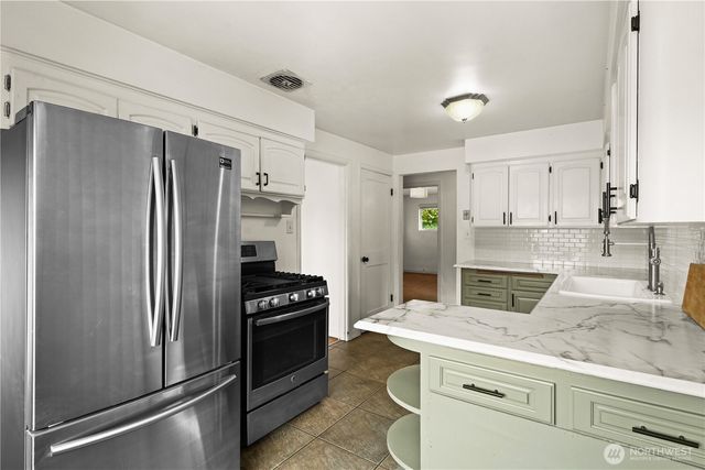 710 Princeton Street, Tacoma, WA 98466