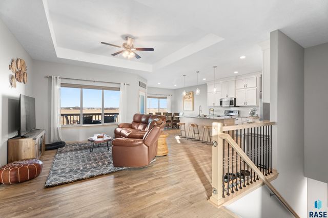 2309 S Sadie Ave Avenue, Sioux Falls, SD 57106