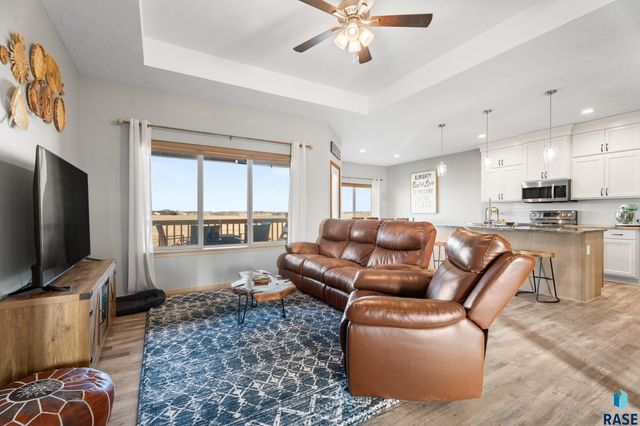 2309 S Sadie Ave Avenue, Sioux Falls, SD 57106