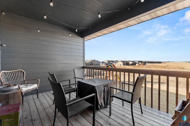 2309 S Sadie Ave Avenue, Sioux Falls, SD 57106