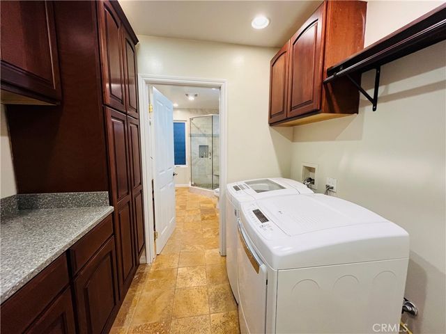 13208 Hansworth Ave, Hawthorne, CA 90250