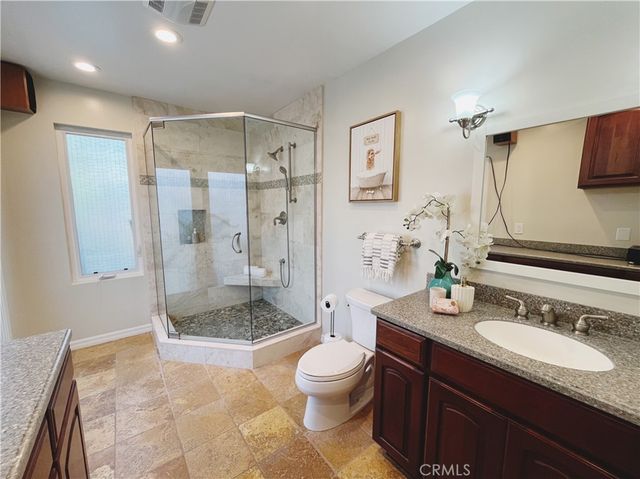 13208 Hansworth Ave, Hawthorne, CA 90250