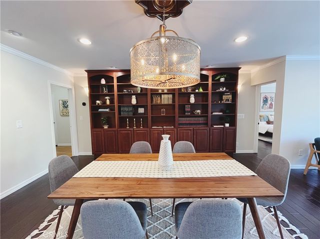 13208 Hansworth Ave, Hawthorne, CA 90250