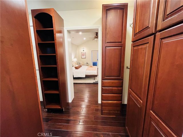 13208 Hansworth Ave, Hawthorne, CA 90250