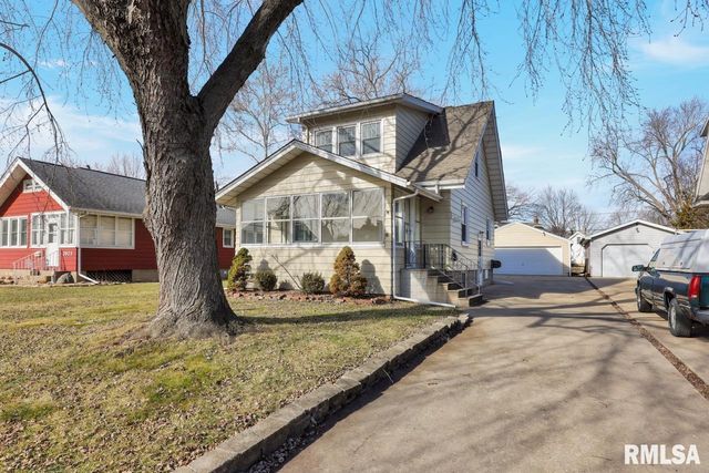 2601 W KENWOOD Avenue, West Peoria, IL 61604