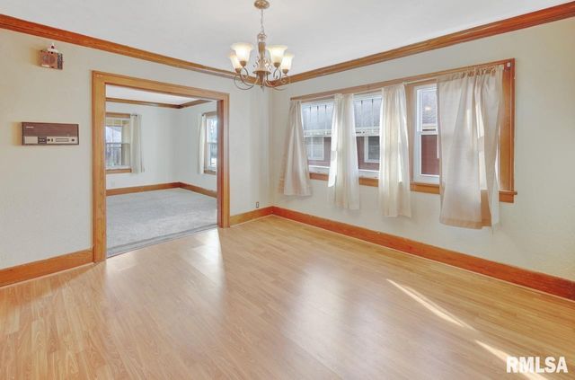2601 W KENWOOD Avenue, West Peoria, IL 61604