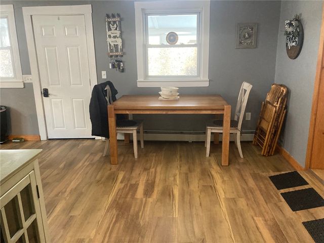 29 Mount Hygeia Road, Foster, RI 02825