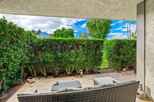 1279 Trofeo Circle, Palm Springs, CA 92262