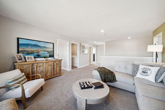 916 Foxglove Terrace, Waconia, MN 55387