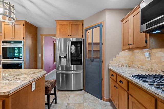 4072 HACKBERRY COURT, Green Bay, WI 54311