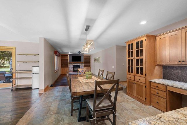 4072 HACKBERRY COURT, Green Bay, WI 54311