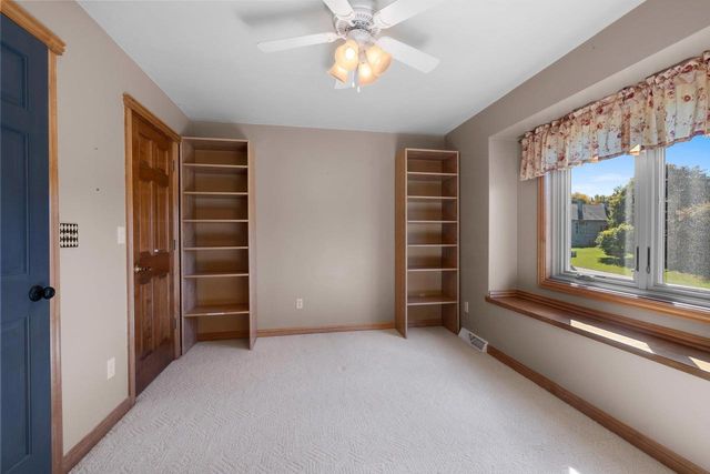 4072 HACKBERRY COURT, Green Bay, WI 54311