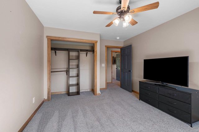 4072 HACKBERRY COURT, Green Bay, WI 54311