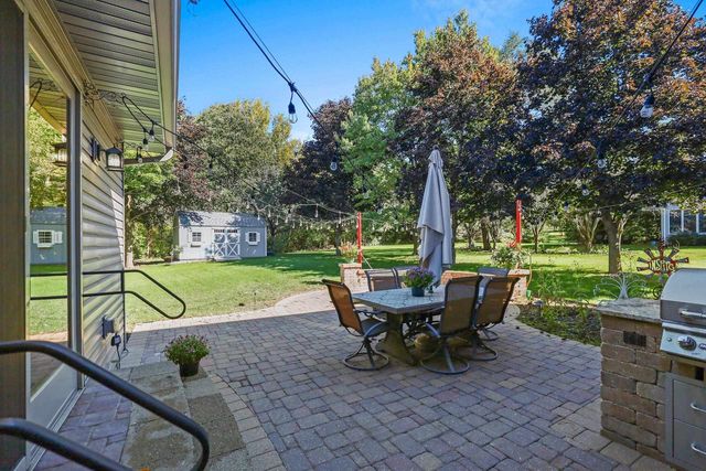 4072 HACKBERRY COURT, Green Bay, WI 54311