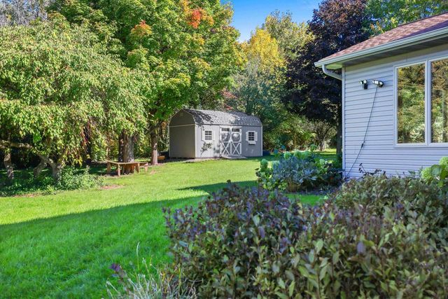 4072 HACKBERRY COURT, Green Bay, WI 54311