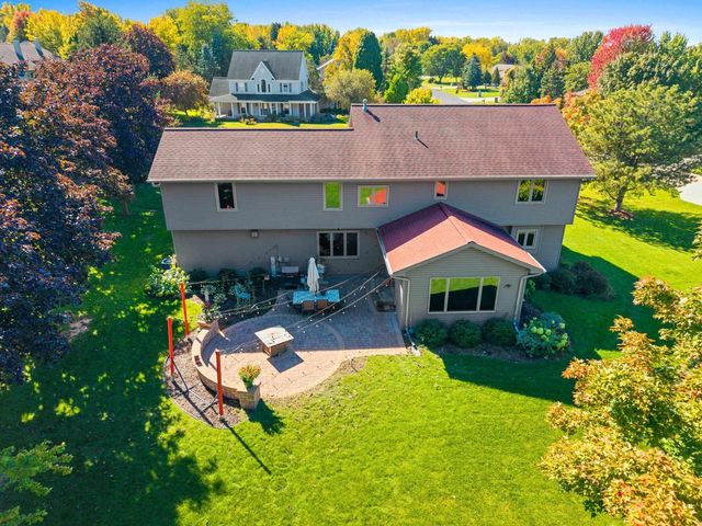 4072 HACKBERRY COURT, Green Bay, WI 54311