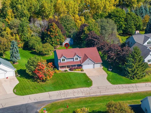 4072 HACKBERRY COURT, Green Bay, WI 54311