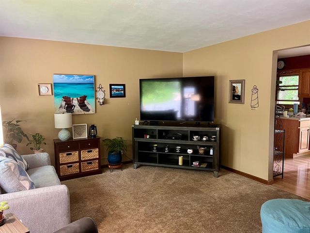 3464 Potter Road, Eau Claire, WI 54703