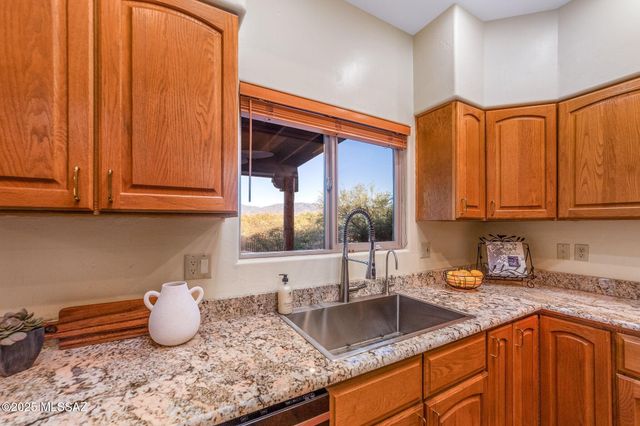 2330 N Bonanza Avenue, Tucson, AZ 85749