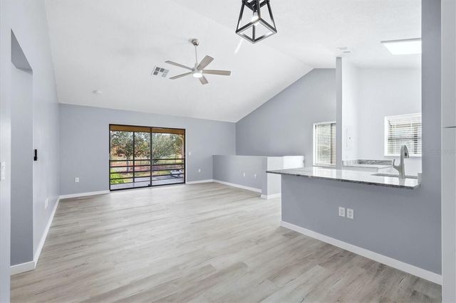 5651 GARDENS DRIVE 5651, Sarasota, FL 34243