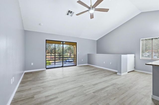 5651 GARDENS DRIVE 5651, Sarasota, FL 34243