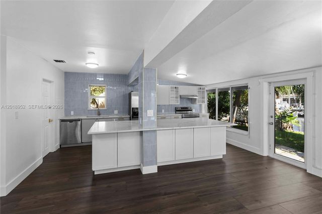 917 Mandarin Isle, Fort Lauderdale, FL 33315