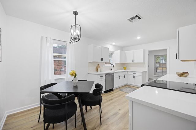 234 Highland Terrace Drive, League City, TX 77573