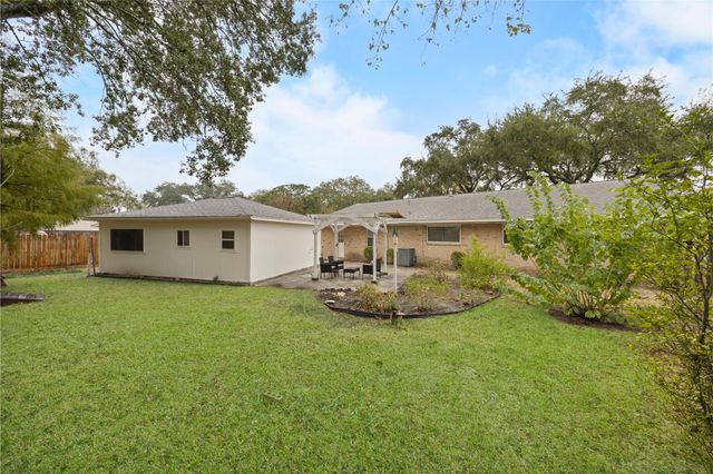 234 Highland Terrace Drive, League City, TX 77573