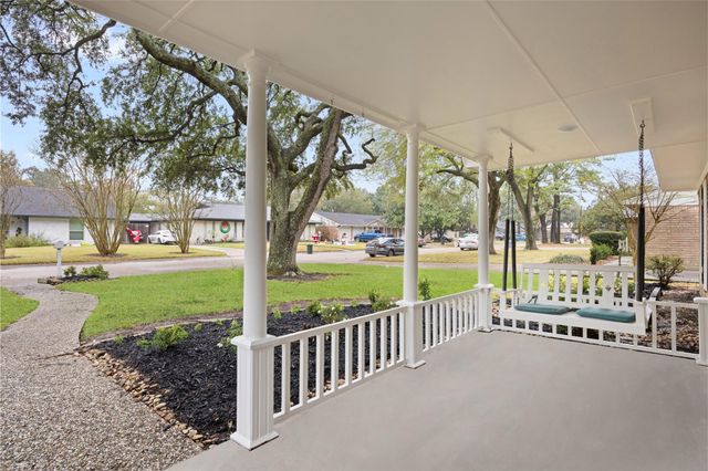 234 Highland Terrace Drive, League City, TX 77573