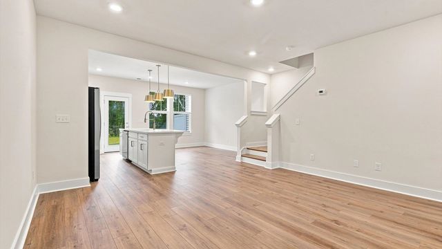 502 W Norvell Court, Spartanburg, SC 29307