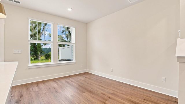 502 W Norvell Court, Spartanburg, SC 29307