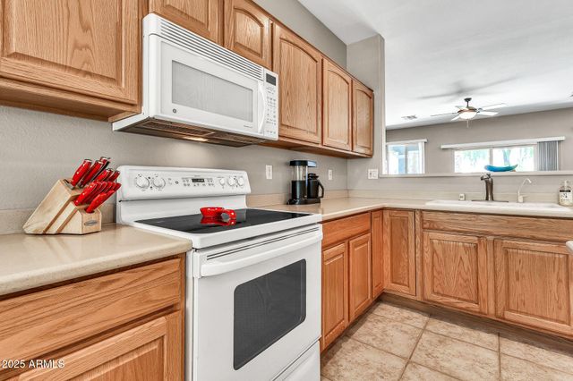 3929 E PEACH TREE Drive, Chandler, AZ 85249