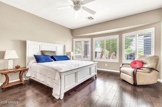 3929 E PEACH TREE Drive, Chandler, AZ 85249